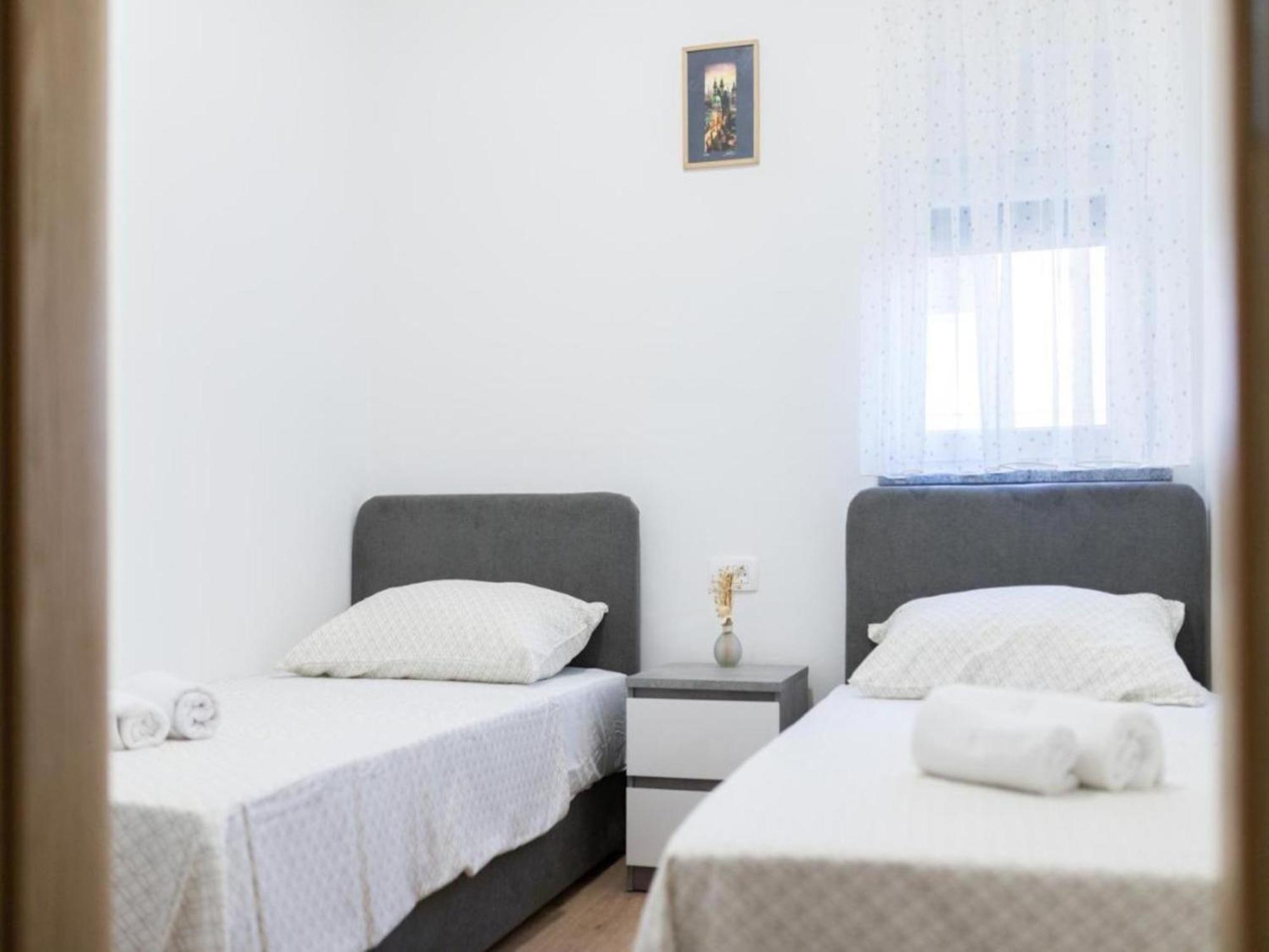 Mihael Holiday House Zadar Bagian luar foto